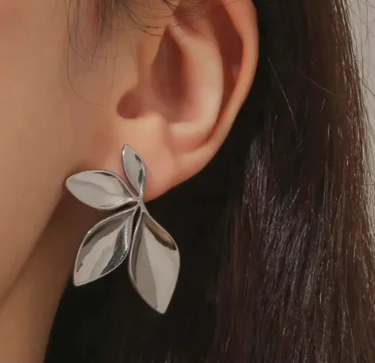 Boucle d’Oreille Aile d’Argent - NÜYALUMEN